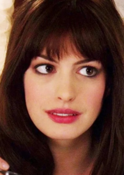 Anne Hathaway photo