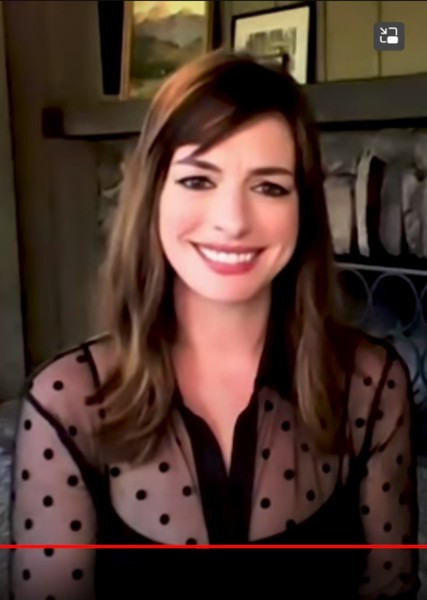 Anne Hathaway photo