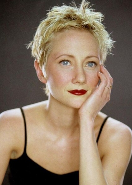 Anne Heche photo