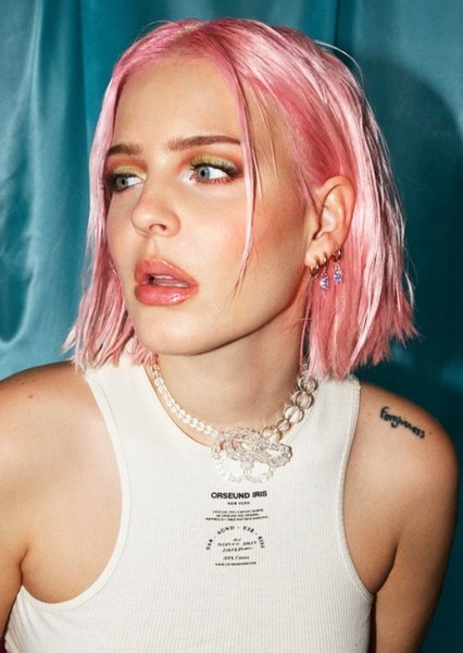 Anne-Marie photo