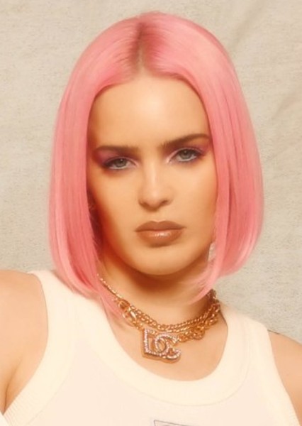 Anne-Marie photo