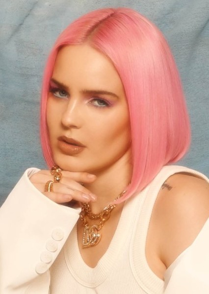 Anne-Marie photo