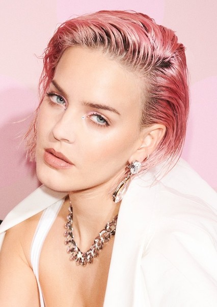 Anne-Marie photo