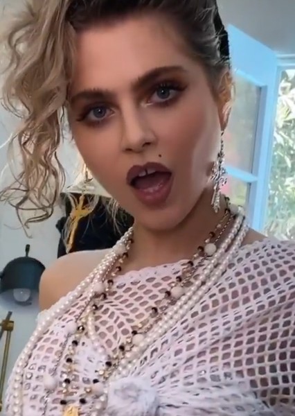Anne Winters photo