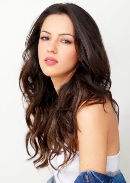 Annet Mahendru photo