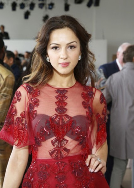 Annet Mahendru photo