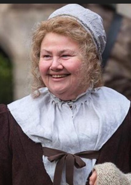 Annette Badland photo