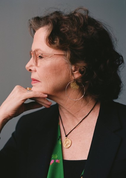 Annette Bening photo