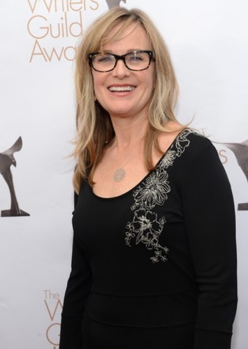 Annie DeYoung