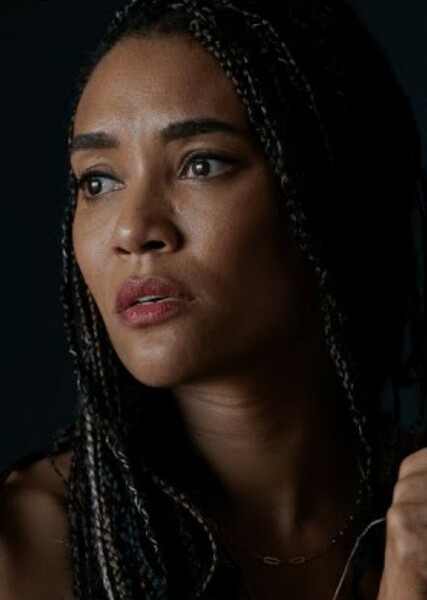 Annie Ilonzeh photo