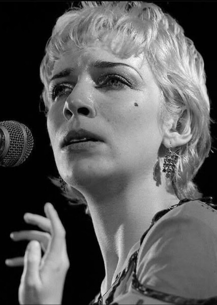 Annie Lennox photo