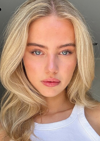 Annie Schröter photo