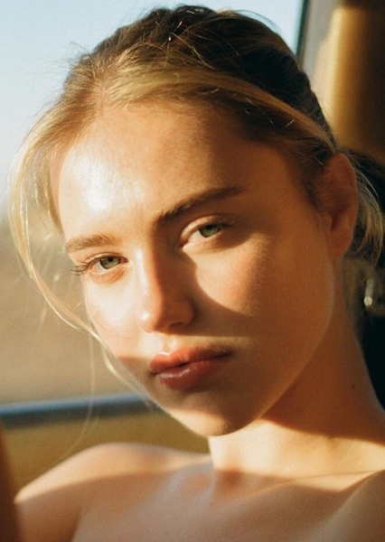 Annie Schröter photo
