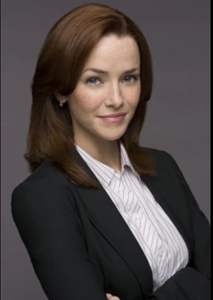 Annie Wersching photo