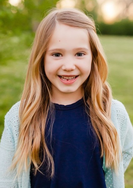 Anniston Price photo