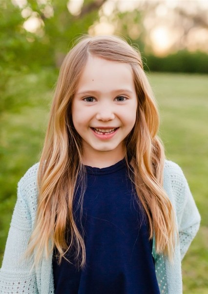 Anniston Price photo