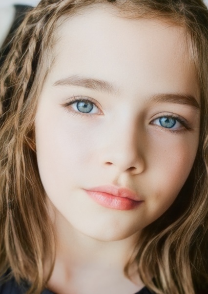 Anouk Christiansen photo