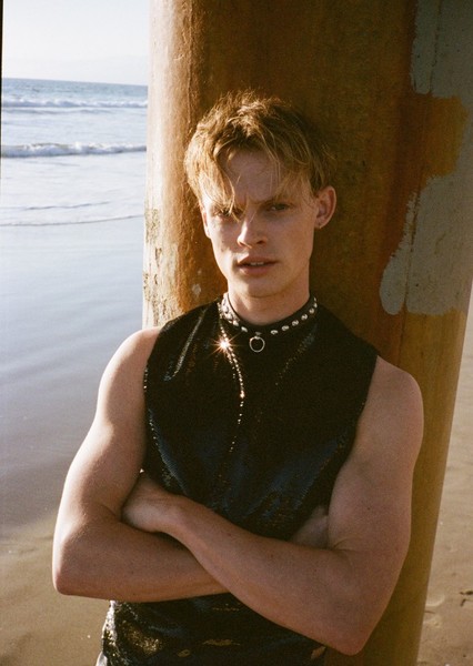 Anson Boon photo