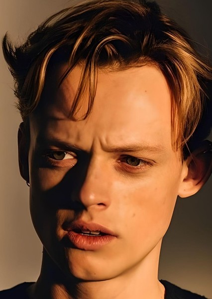 Anson Boon photo