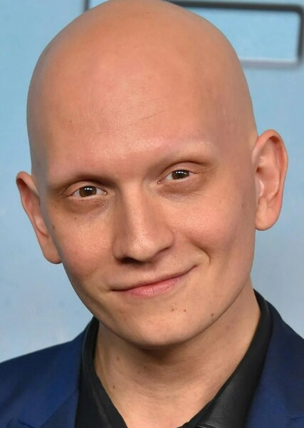 Anthony Carrigan photo
