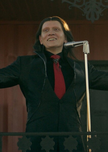 Anthony Carrigan photo