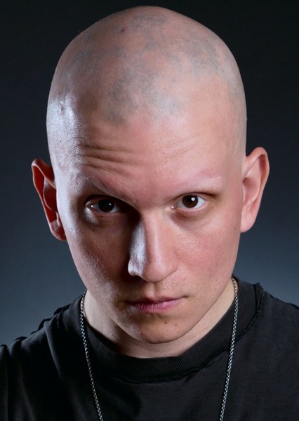 Anthony Carrigan photo