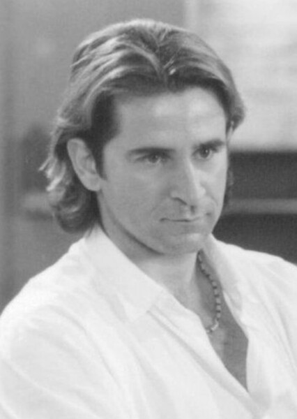 Anthony LaPaglia photo