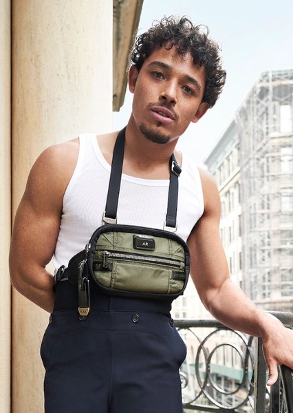Anthony Ramos photo