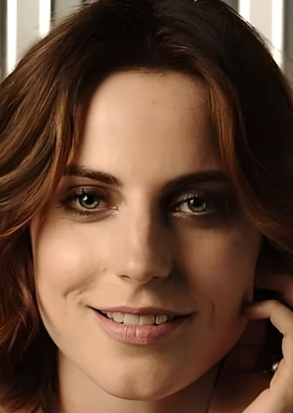 Antje Traue photo