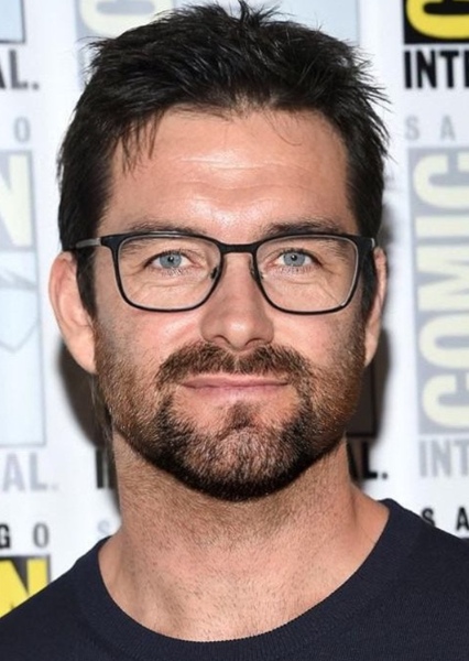 Antony Starr photo