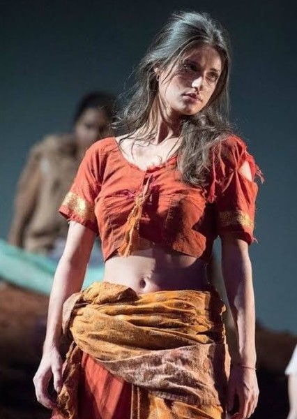 Anya Chalotra photo