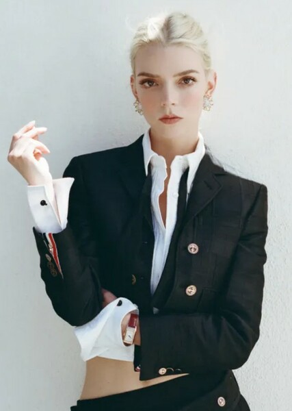 Anya Taylor-Joy photo