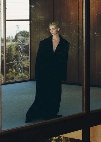 Anya Taylor-Joy photo