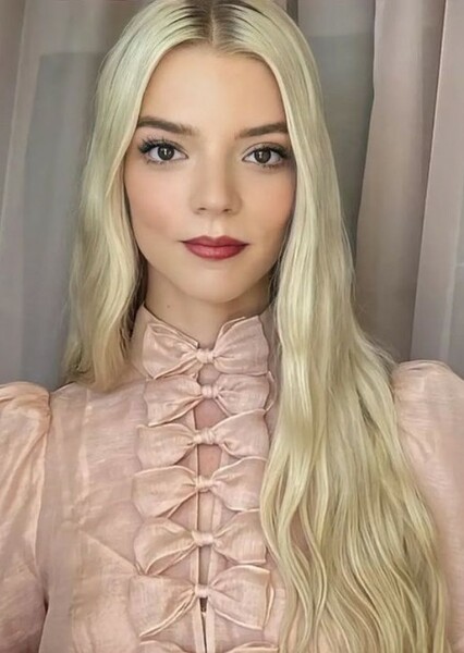 Anya Taylor-Joy photo