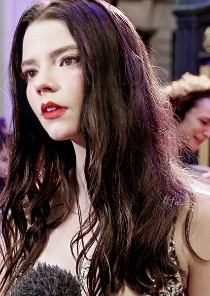 Anya Taylor-Joy photo