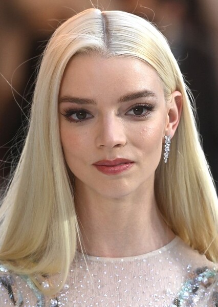 Anya Taylor-Joy photo