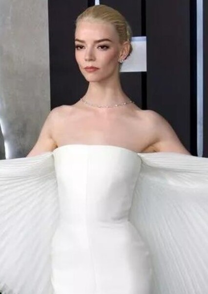 Anya Taylor-Joy photo