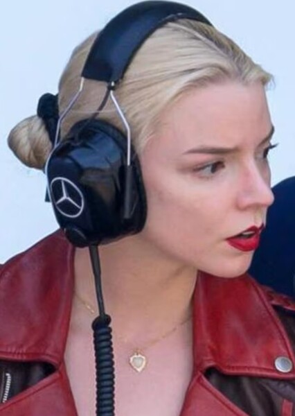 Anya Taylor-Joy photo