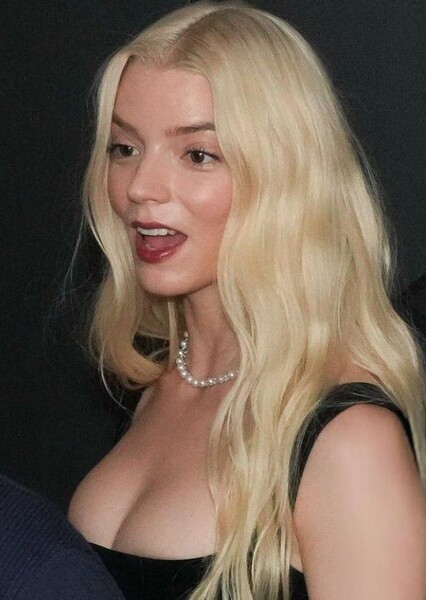 Anya Taylor-Joy photo