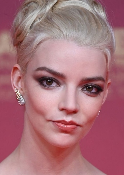 Anya Taylor-Joy photo