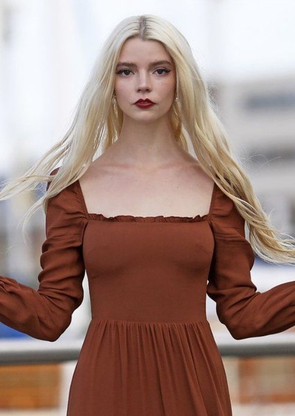 Anya Taylor-Joy photo