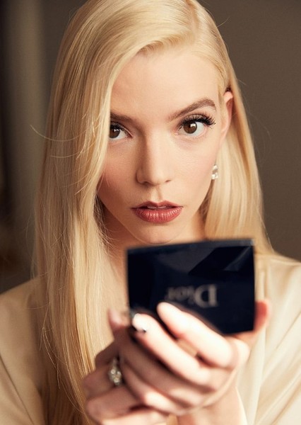 Anya Taylor-Joy photo