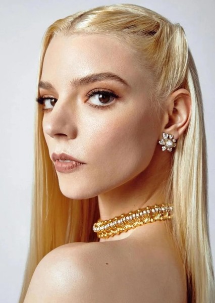 Anya Taylor-Joy photo
