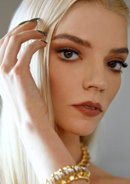 Anya Taylor-Joy photo