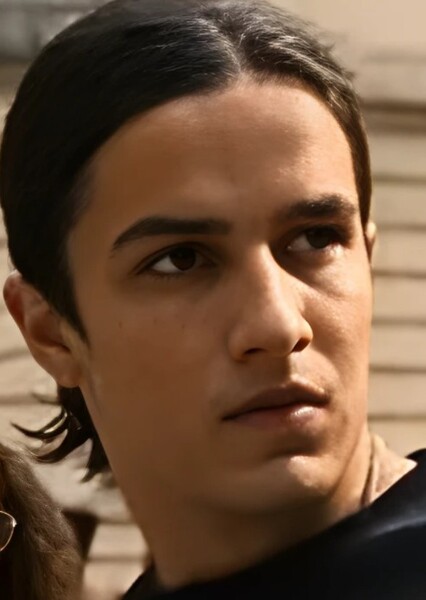Aramis Knight photo
