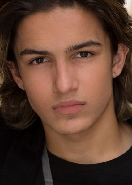 Aramis Knight photo