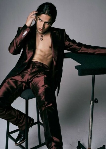 Aramis Knight photo