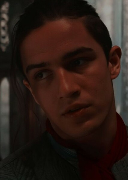 Aramis Knight photo