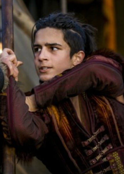 Aramis Knight photo