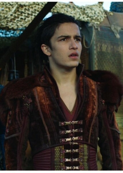 Aramis Knight photo